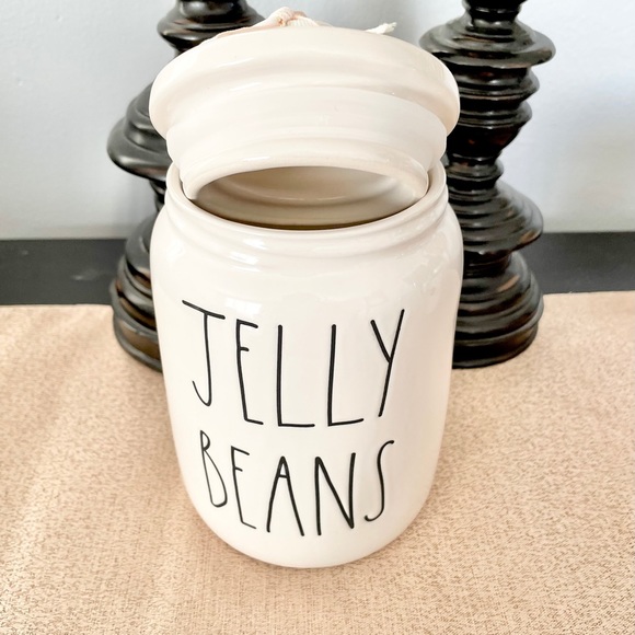 🆕Rae Dunn Ceramic JELLY BEANS Canister Jar - Picture 3 of 3